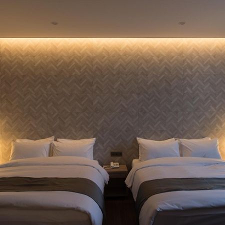New Donghae Tourist Hotel Exterior photo