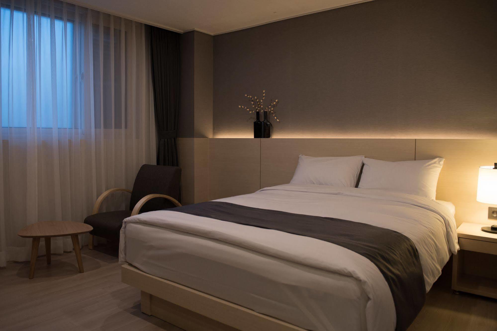 New Donghae Tourist Hotel Exterior photo
